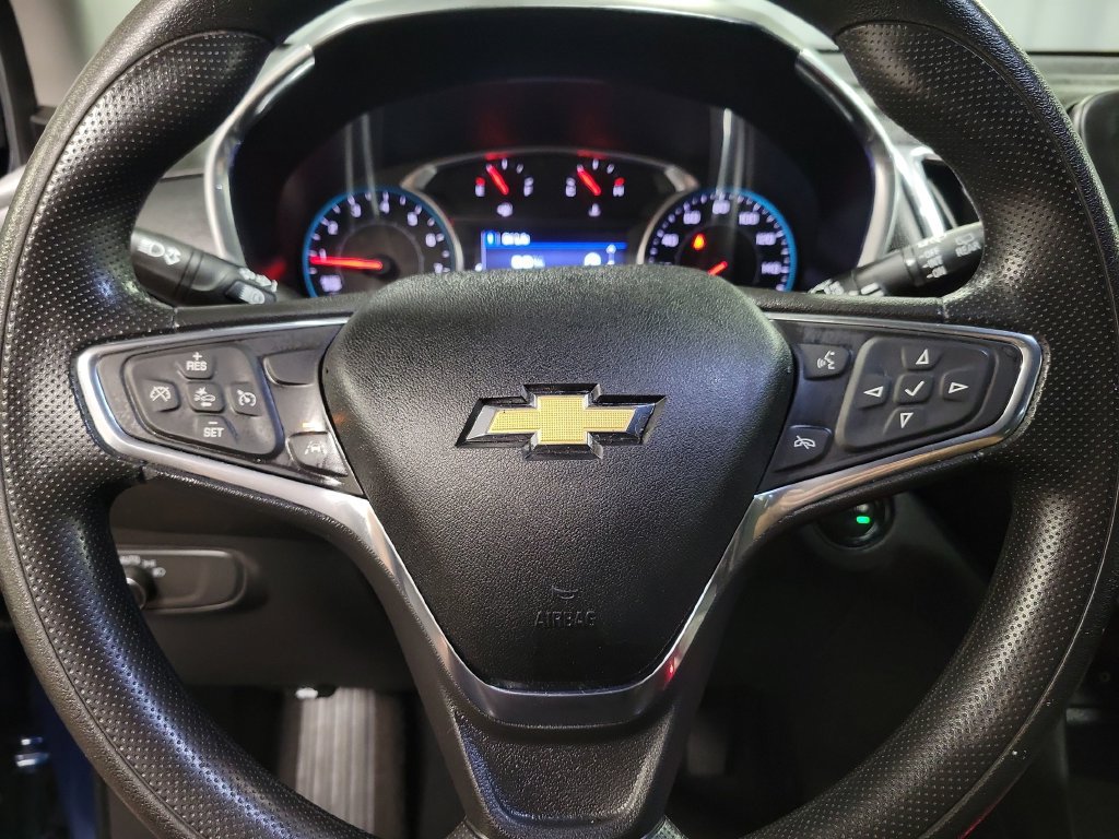 Used 2020 Chevrolet Equinox LT FWD image 23