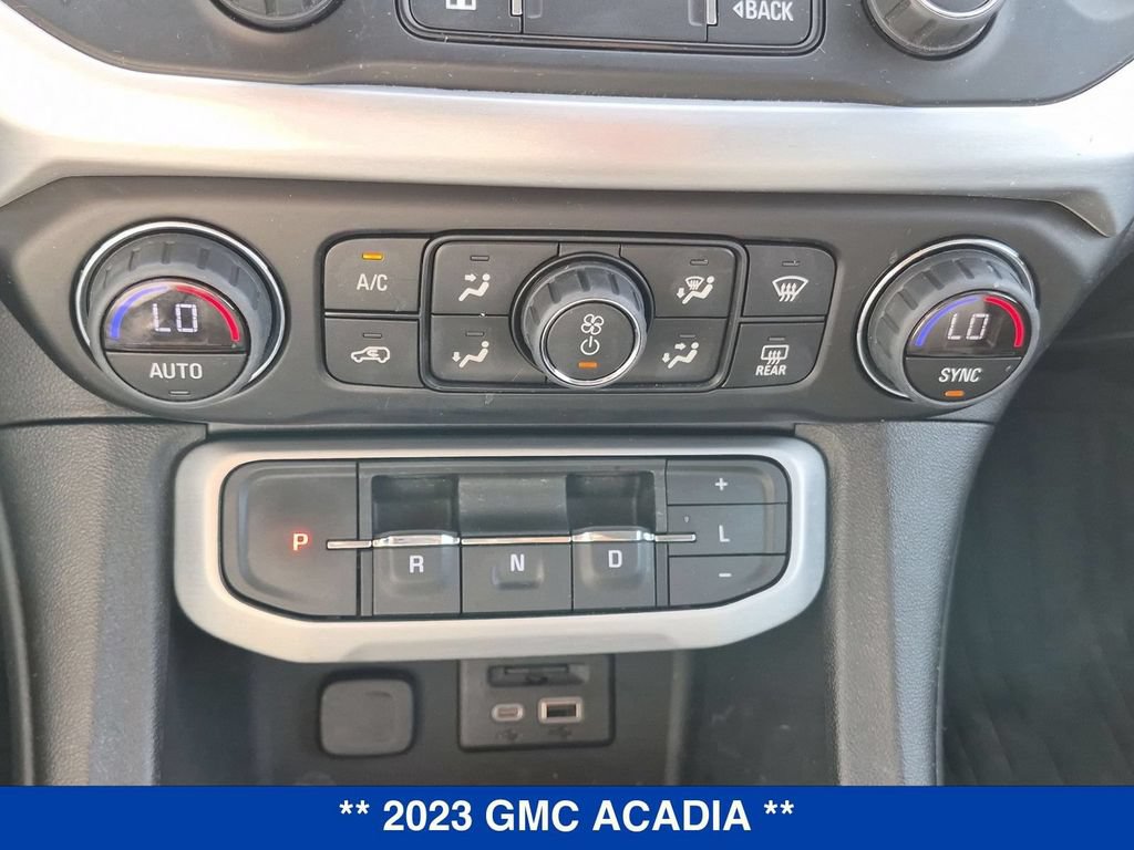 Used 2023 GMC Acadia SLT w/ Technology Package AWD/4WD image 26