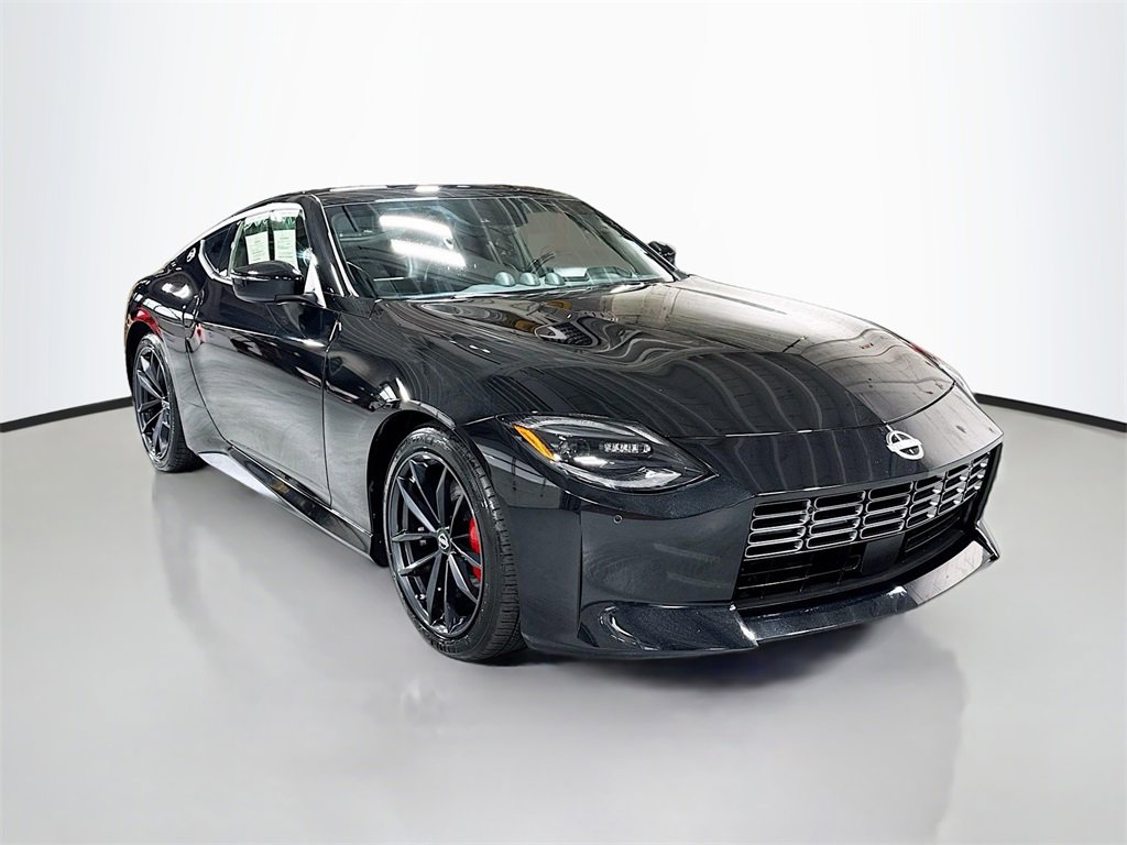 Used 2024 Nissan Z Performance w/ Floor Mat Package image 3