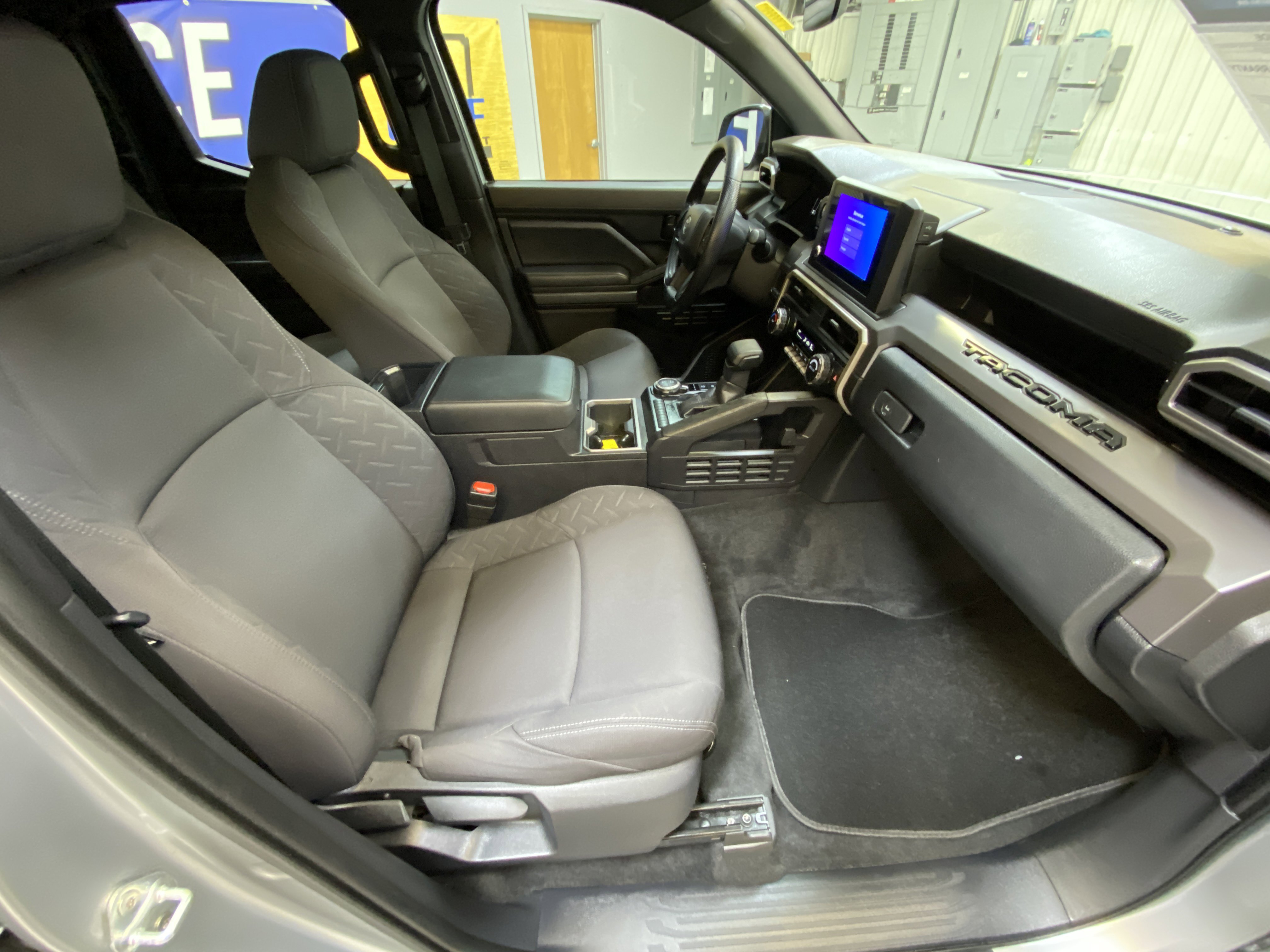 Used 2024 Toyota Tacoma SR5 image 28