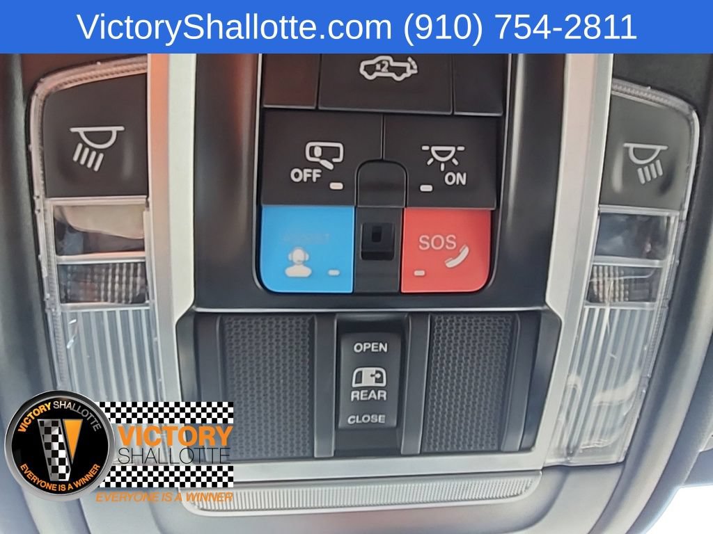 Used 2025 RAM 1500 Laramie AWD/4WD image 42