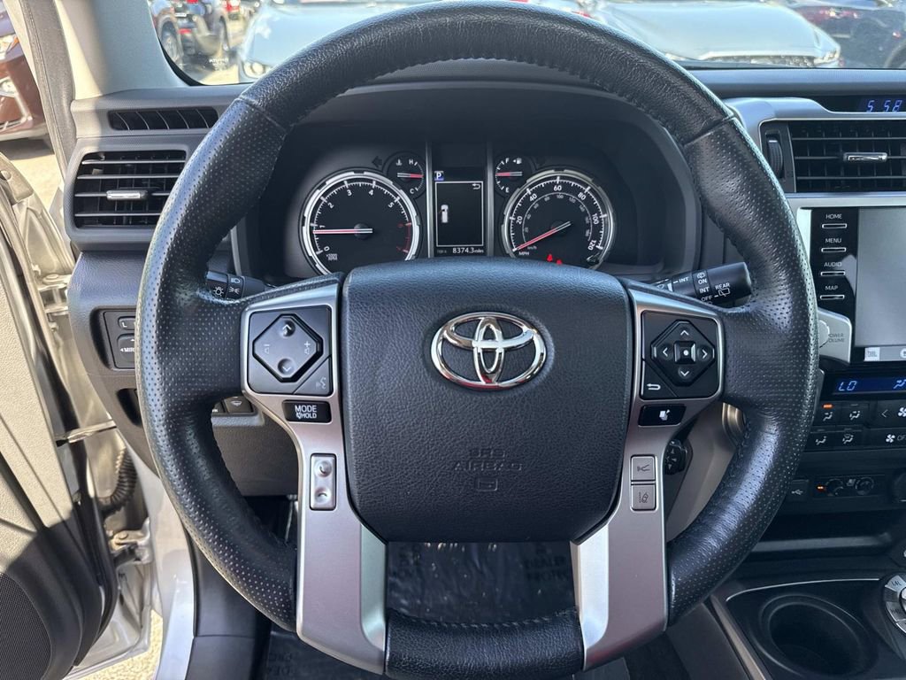 Used 2024 Toyota 4Runner Limited AWD/4WD image 49