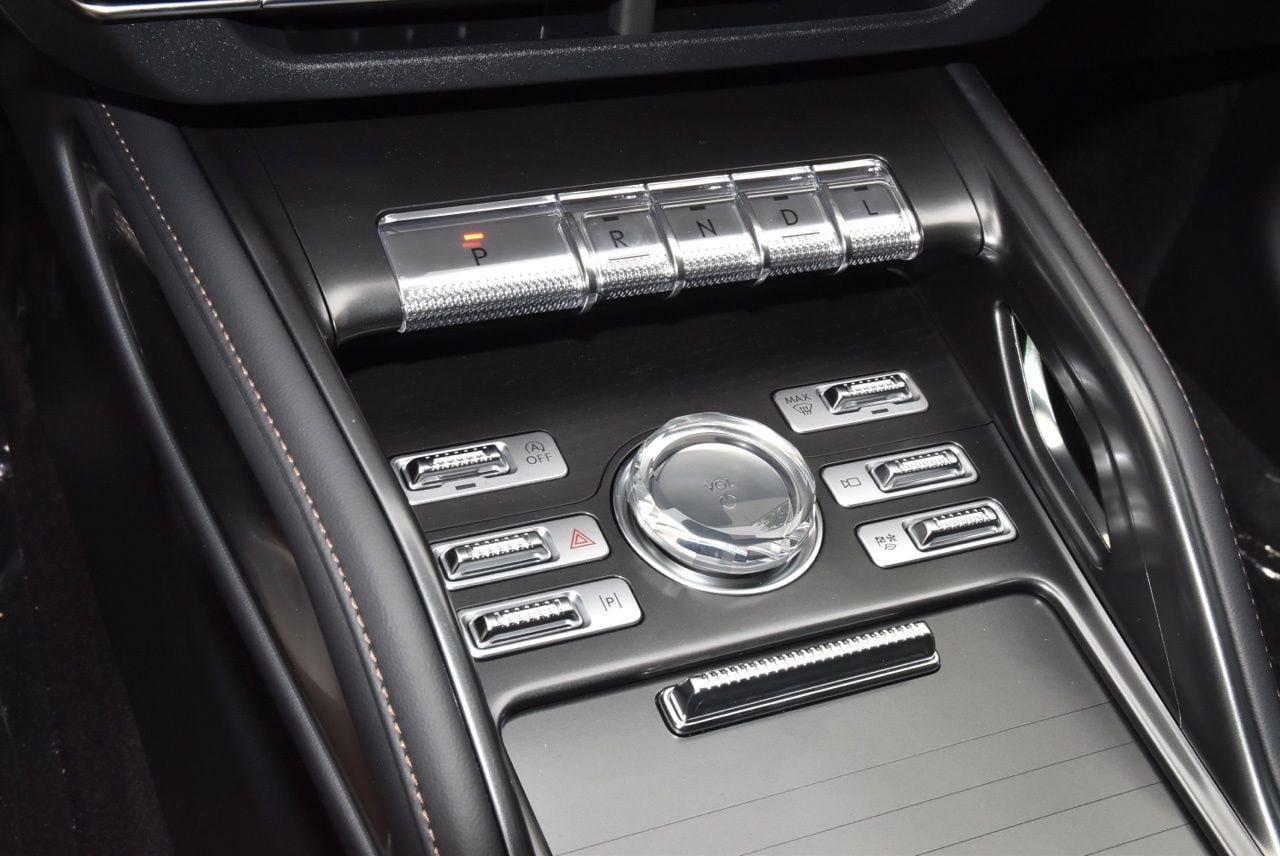 New 2026 Lincoln Nautilus Reserve w/ Jet Appearance Package AWD/4WD image 38