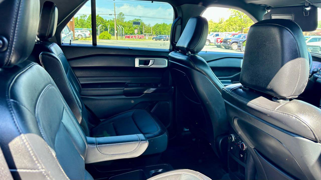Used 2020 Ford Explorer Limited AWD/4WD image 10