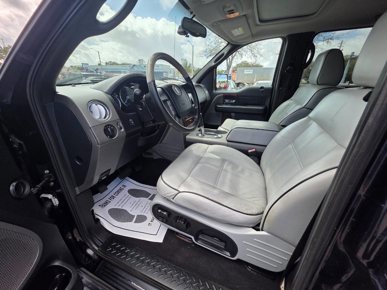 Used 2006 Lincoln Mark LT 4x4 image 10