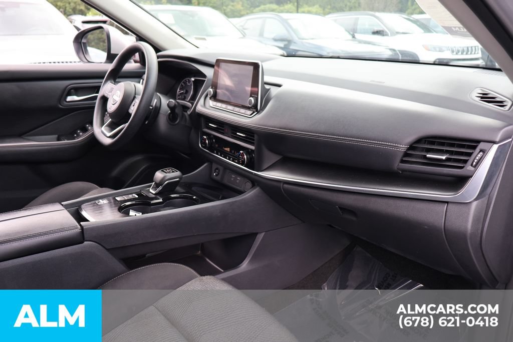 Used 2024 Nissan Rogue SV FWD image 28