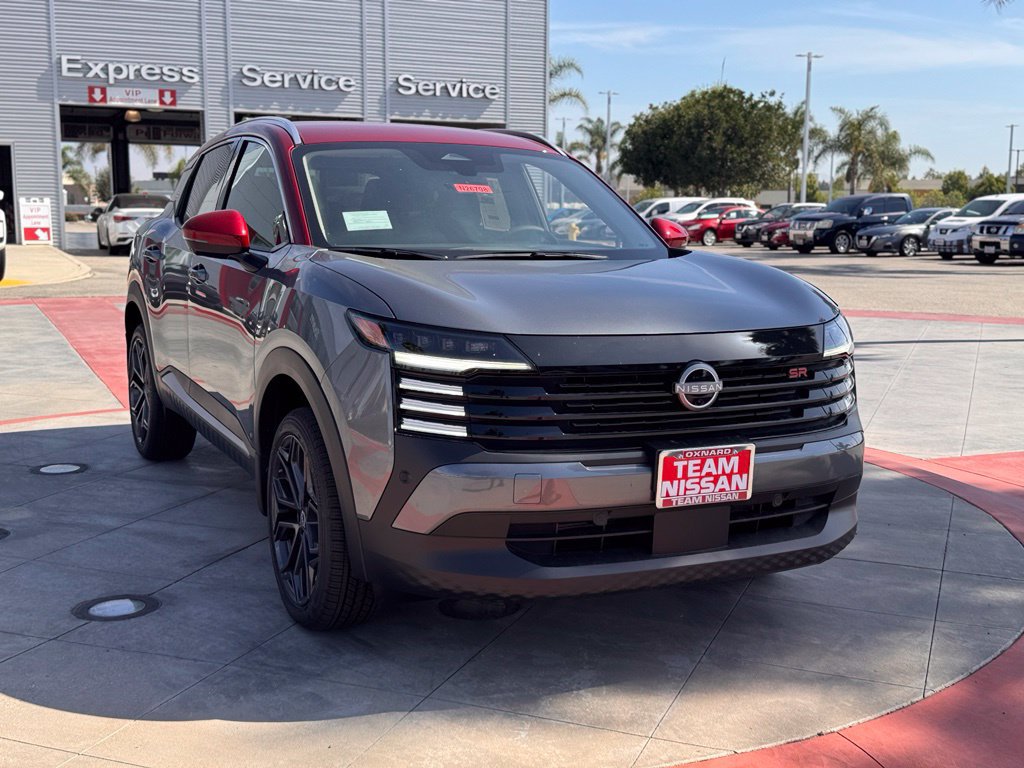 New 2026 Nissan Kicks SR FWD image 2
