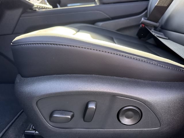 New 2026 GMC Acadia Elevation w/ Super Cruise Package FWD image 16