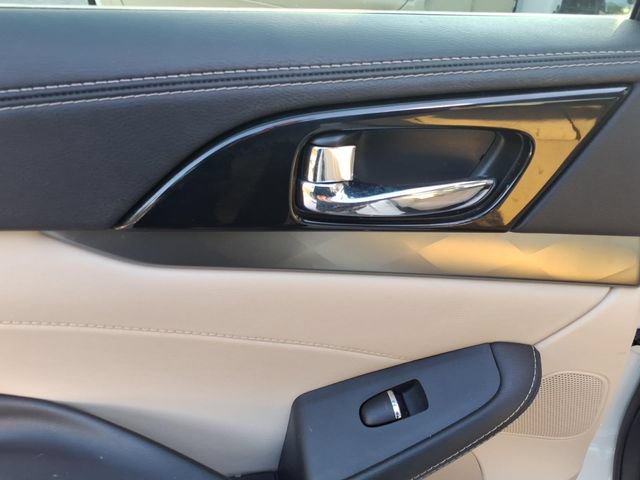 Used 2020 Nissan Maxima 3.5 SL w/ Floor Mat Group FWD image 6