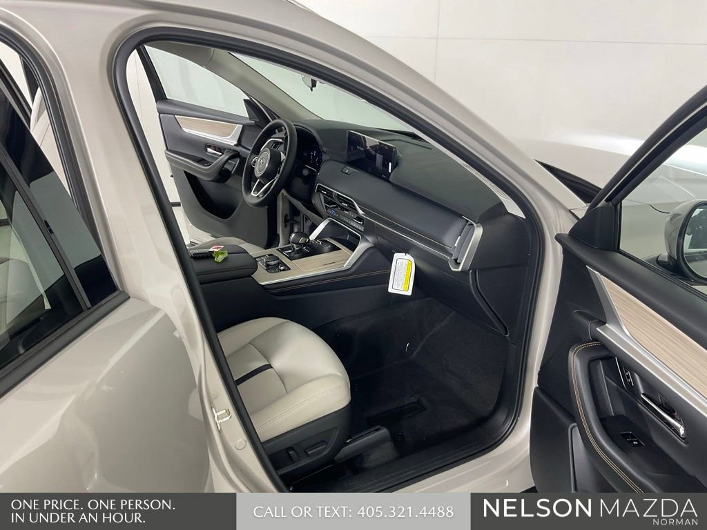New 2026 MAZDA CX-90 Plug-In Hybrid w/ Preferred AWD/4WD image 15
