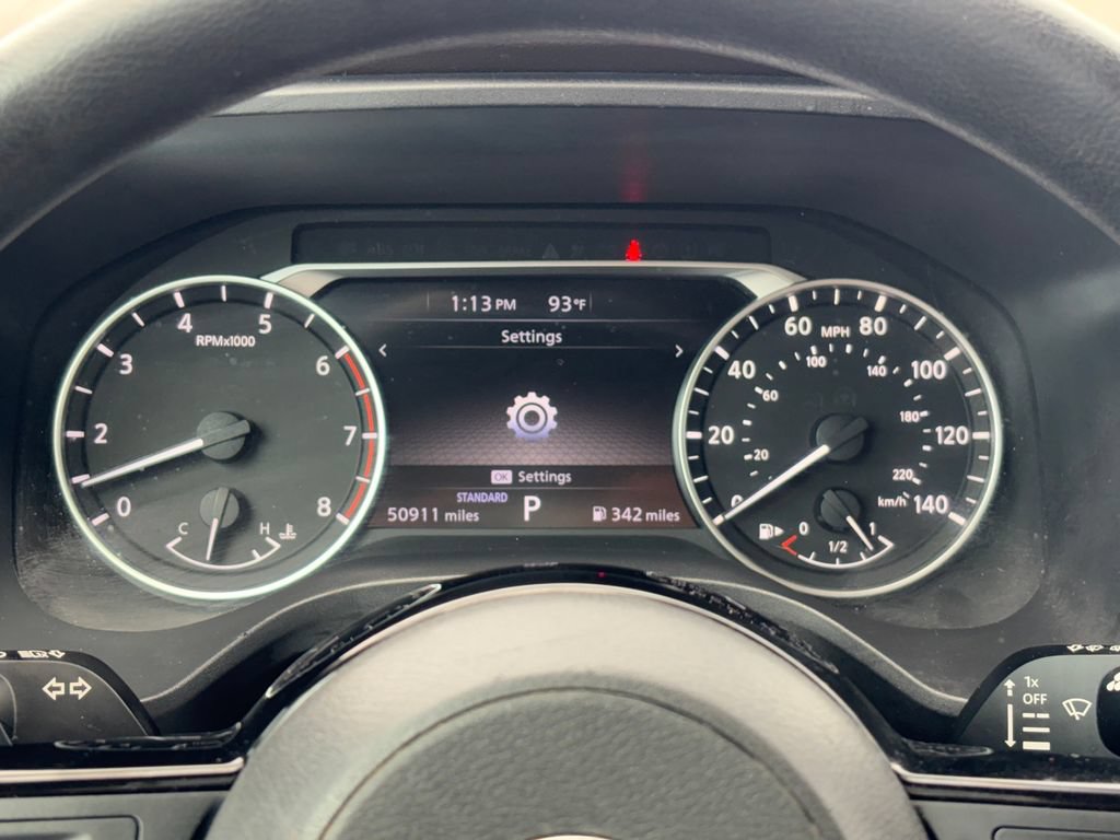 Used 2022 Nissan Rogue SV FWD image 14