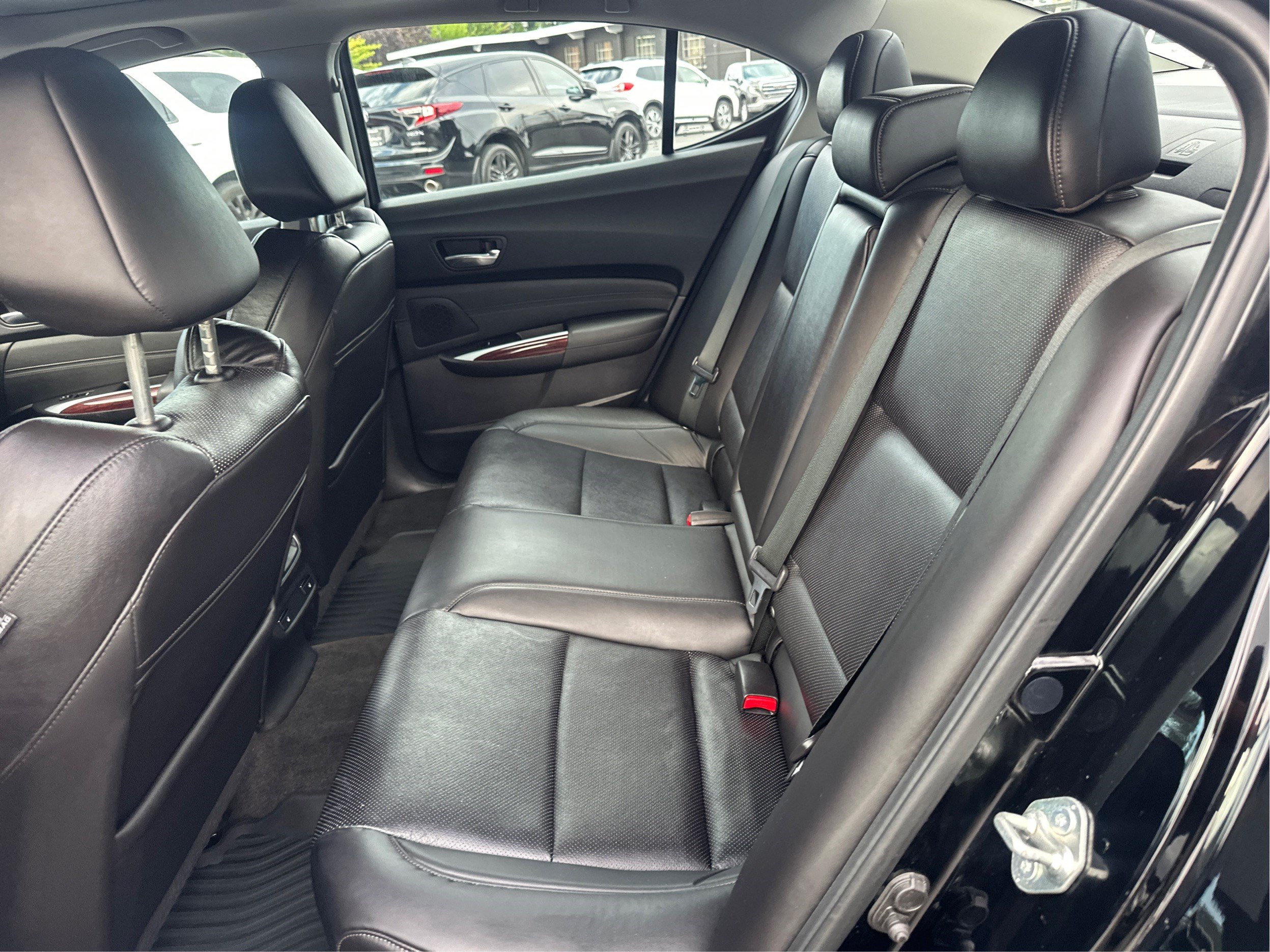 Used 2015 Acura TLX w/ Technology Package AWD/4WD image 10