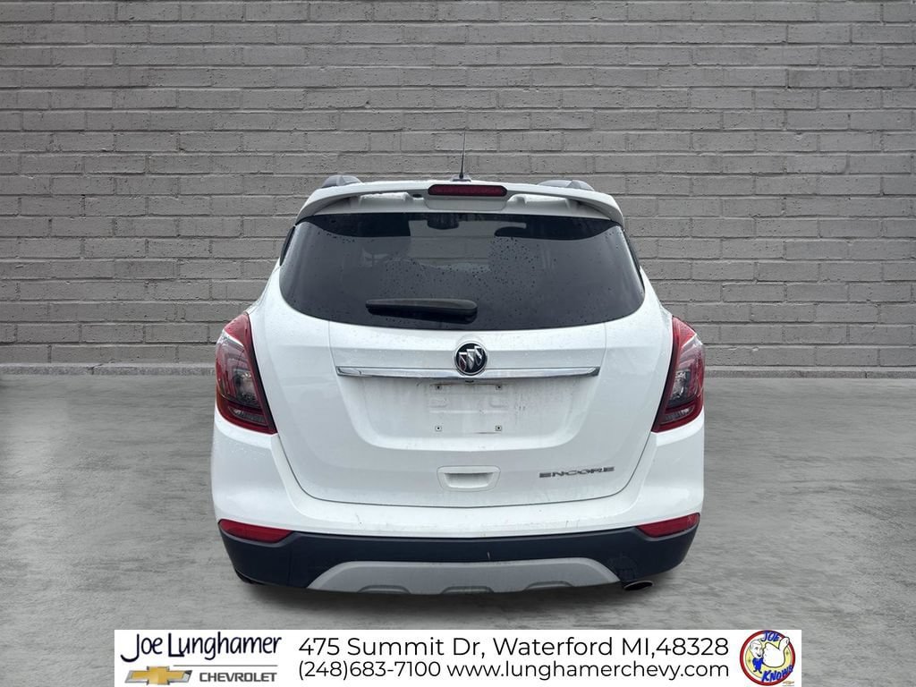 Certified 2019 Buick Encore Sport Touring FWD image 5