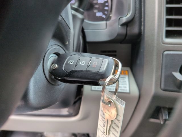 Used 2019 Ford F550 4x4 Regular Cab Super Duty image 18