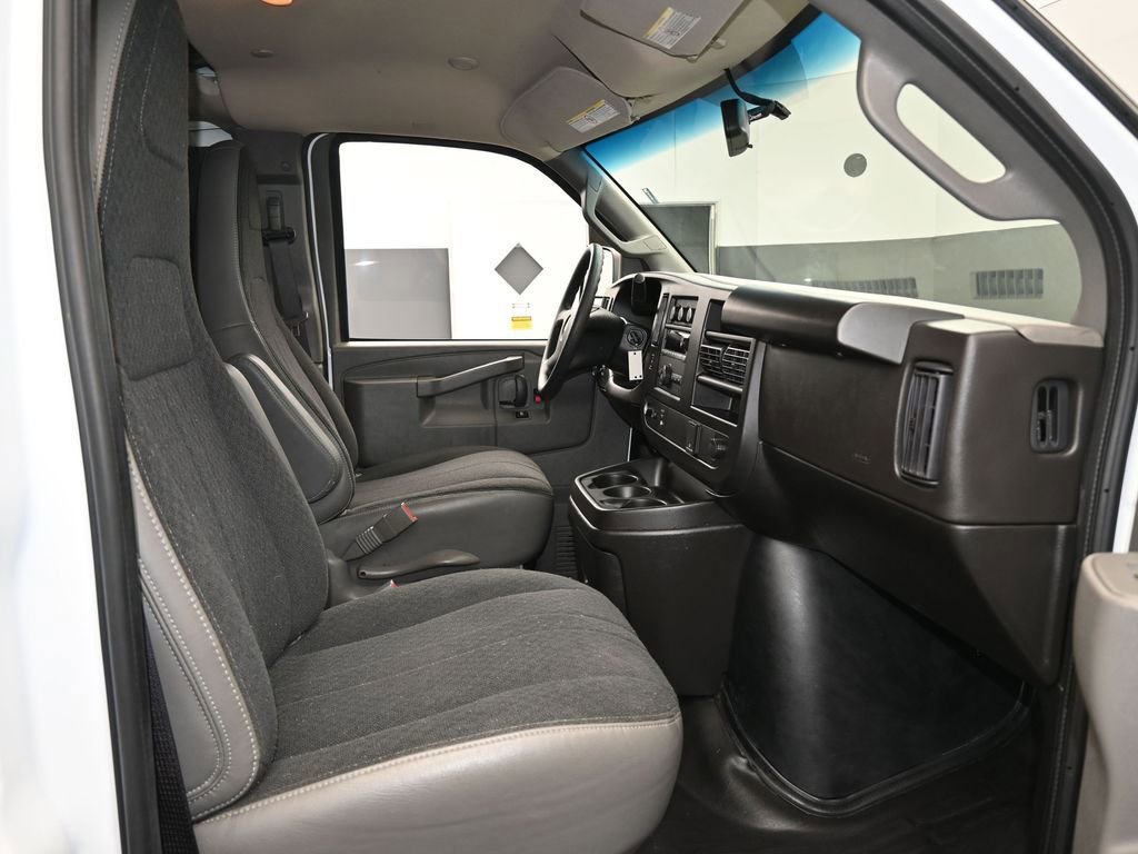Used 2024 Chevrolet Express 2500 w/ Driver Convenience Package image 35