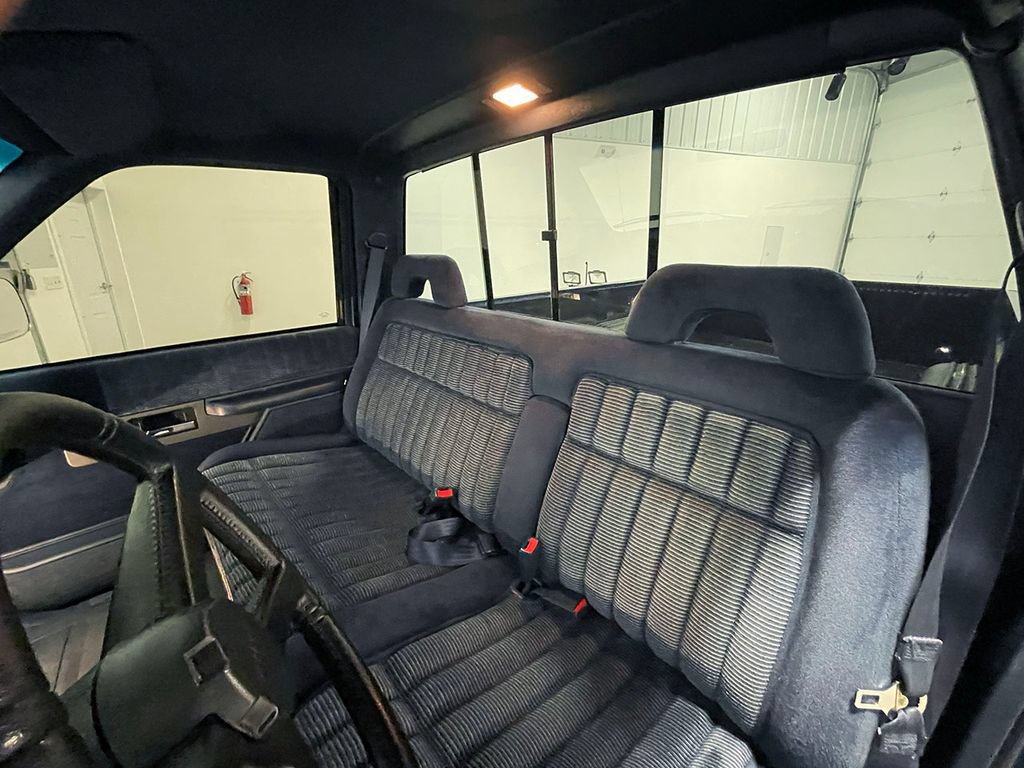 Used 1992 Chevrolet Silverado 1500 2WD Regular Cab image 60