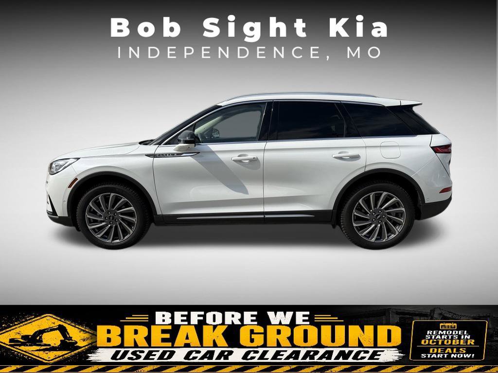 Used 2023 Lincoln Corsair Reserve w/ Equipment Group 202A AWD/4WD image 6