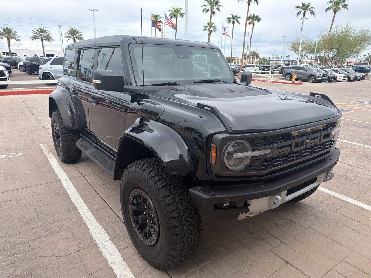 Used 2024 Ford Bronco Raptor AWD/4WD image 3