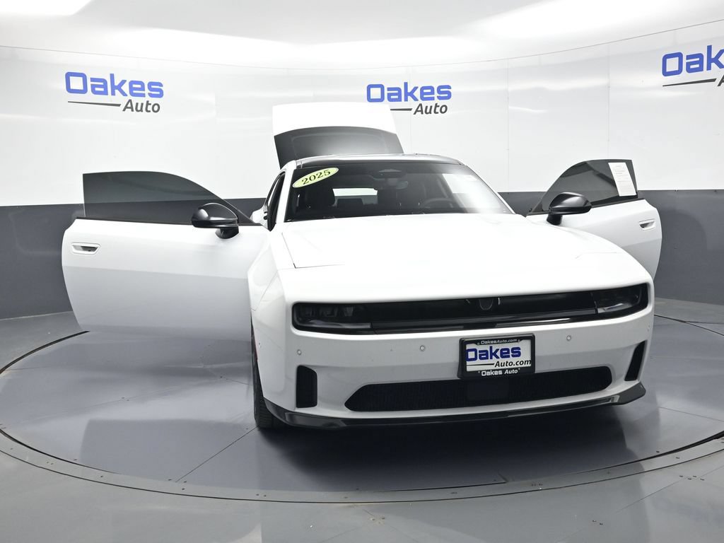 Used 2025 Dodge Charger Daytona R/T w/ Quick Order Package 25M R/T AWD/4WD image 49