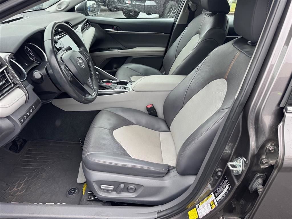 Used 2020 Toyota Camry XLE w/ Driver Assist Package FWD image 13