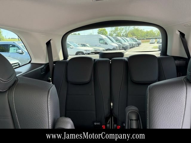Certified 2026 Mercedes-Benz GLS 450 4MATIC image 25
