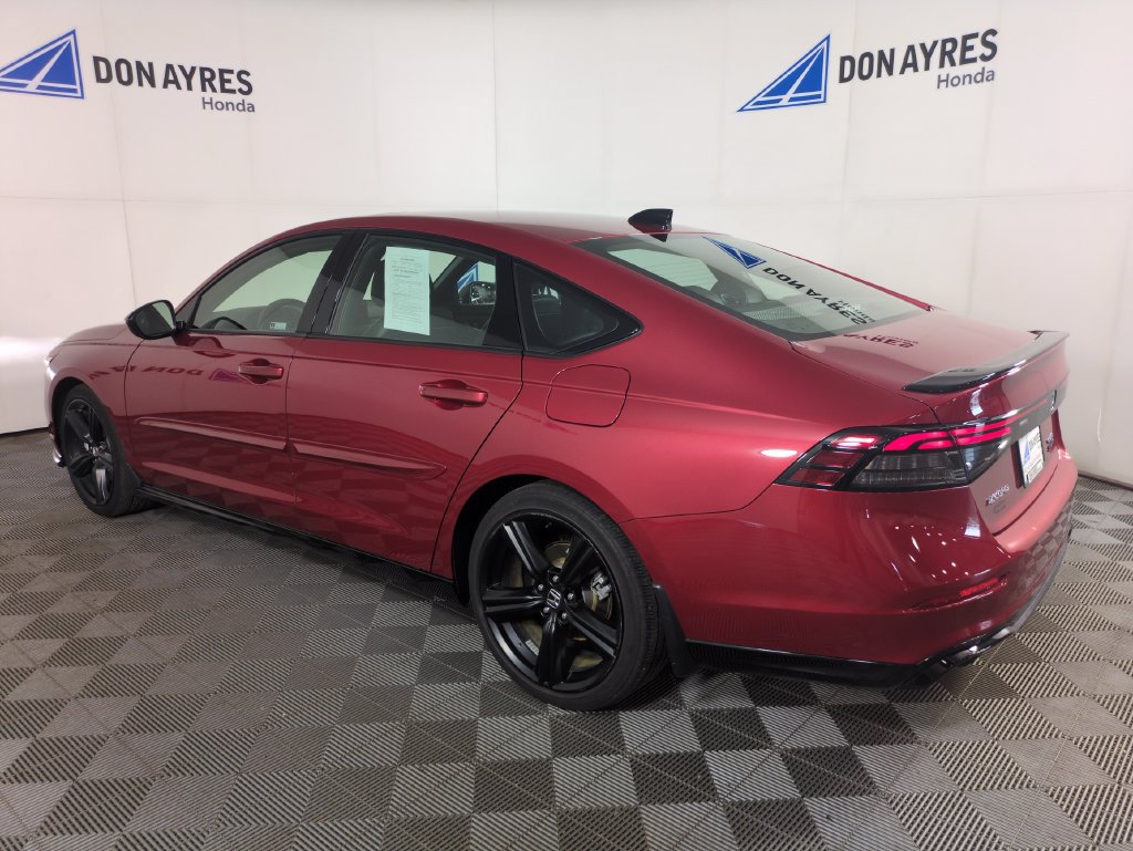 Certified 2024 Honda Accord Sport image 4