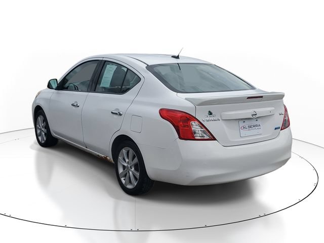 Used 2014 Nissan Versa FWD image 3
