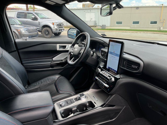 Used 2023 Ford Explorer ST w/ Equipment Group 401A AWD/4WD image 30
