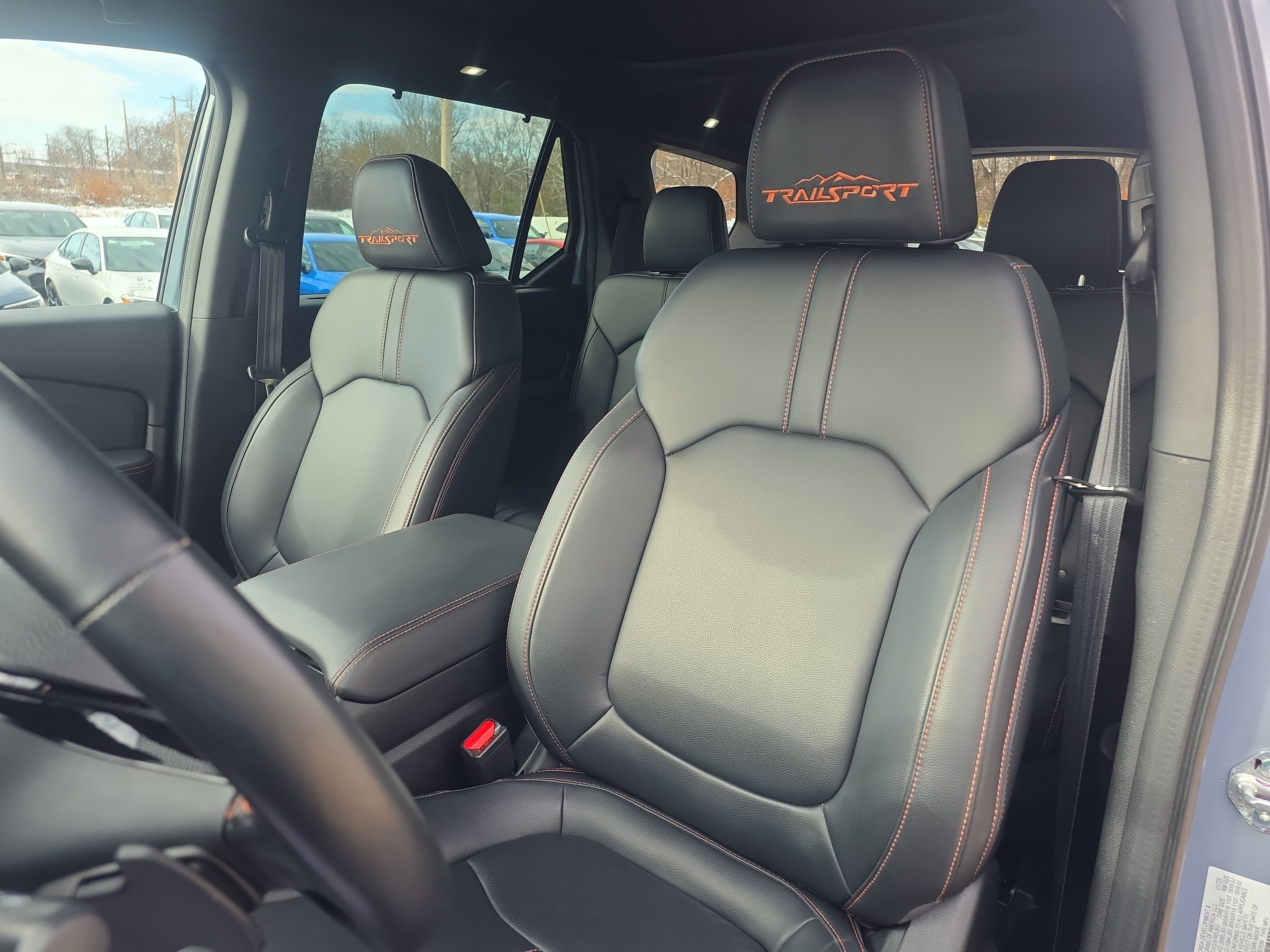 Used 2023 Honda Pilot TrailSport image 12