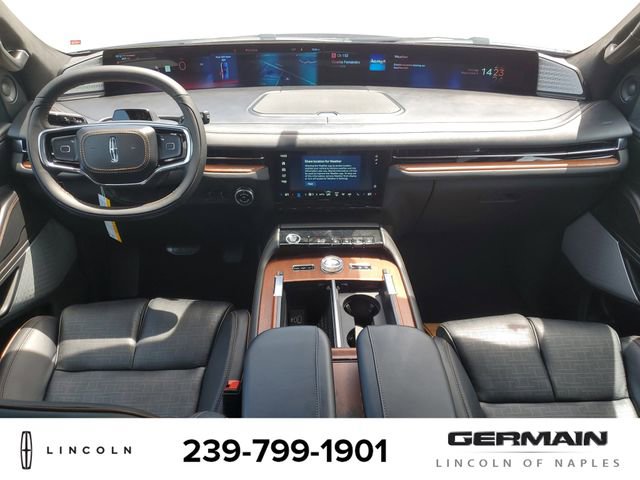 New 2025 Lincoln Navigator L Black Label image 17