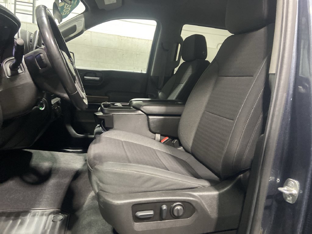 Certified 2022 Chevrolet Silverado 1500 Limited LT AWD/4WD image 19