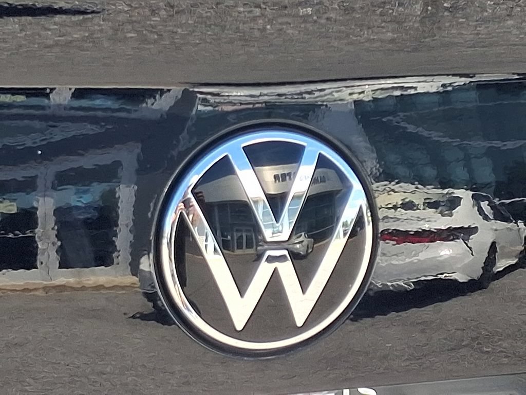 Used 2024 Volkswagen Jetta SE FWD image 28