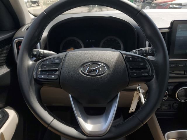 Used 2020 Hyundai Venue SEL w/ Convenience Package image 21