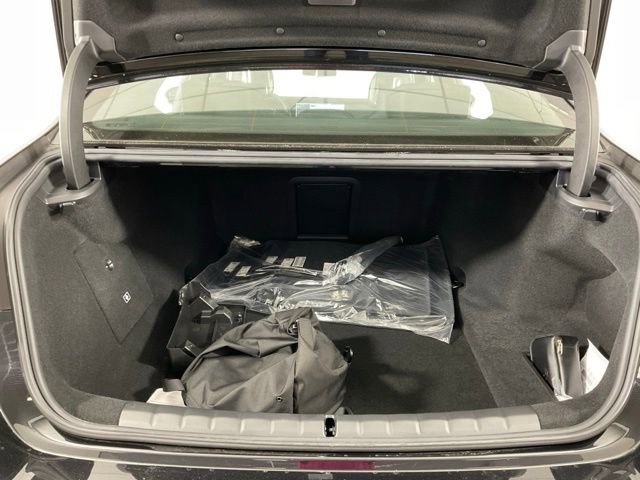 Used 2024 BMW i7 eDrive50 RWD image 35