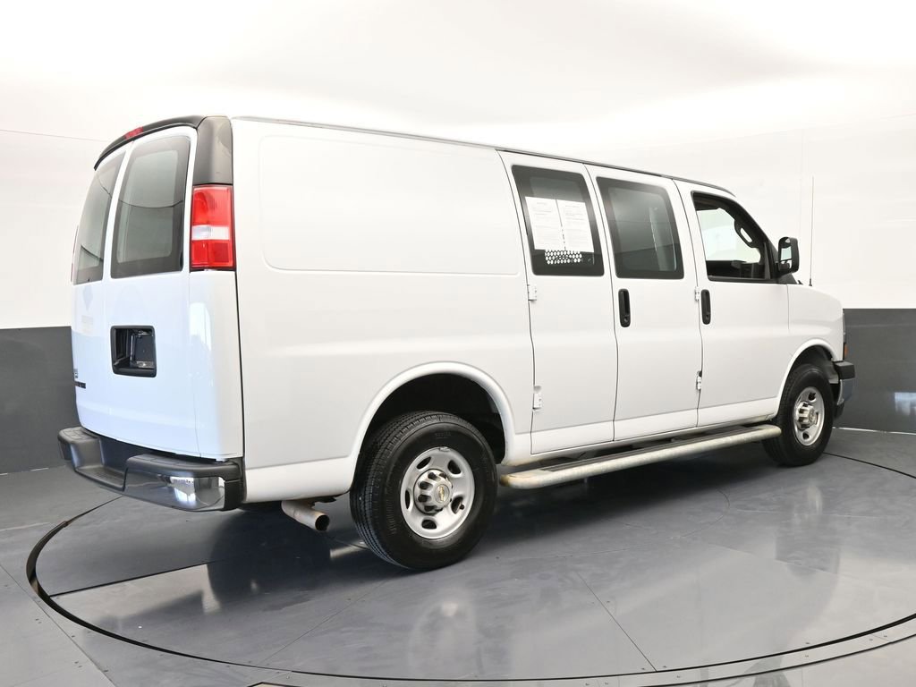 Used 2024 Chevrolet Express 2500 w/ Driver Convenience Package image 6