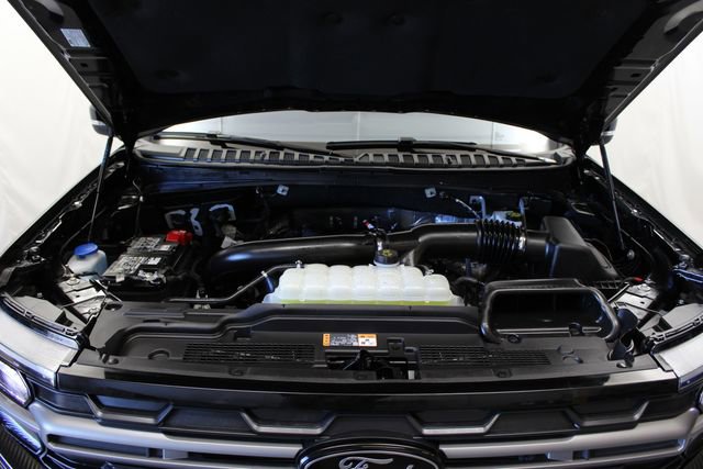 Used 2025 Ford Expedition Tremor AWD/4WD image 36