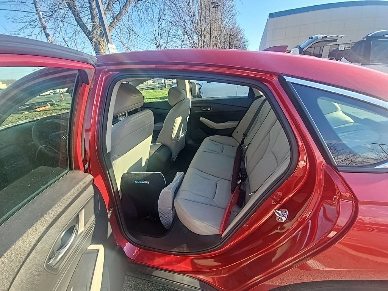 Certified 2024 Honda Accord LX image 5