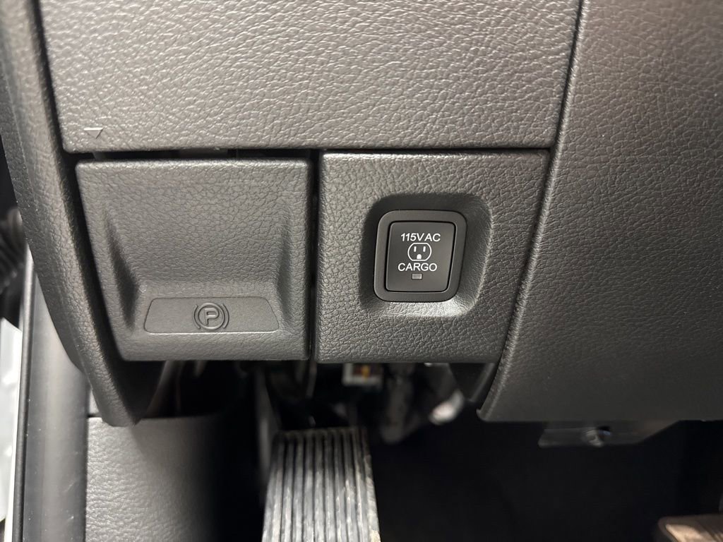 New 2026 RAM 3500 Limited image 10