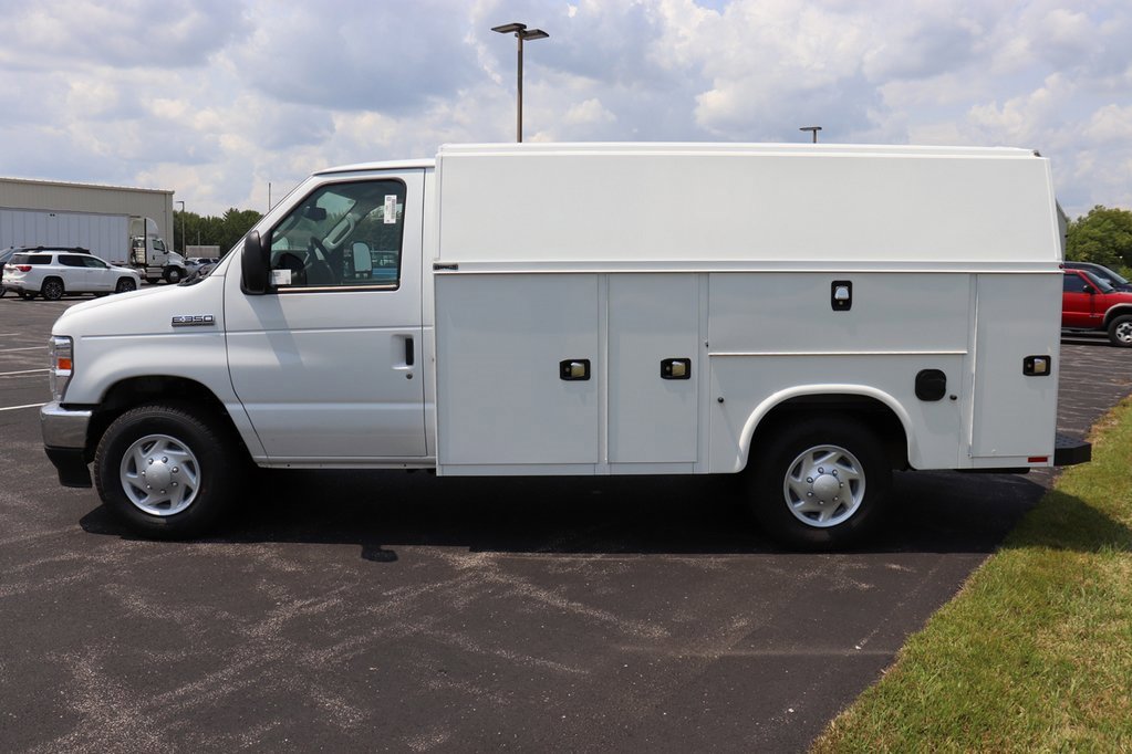New 2026 Ford E-350 and Econoline 350 Super Duty w/ Power Equipment Group image 8