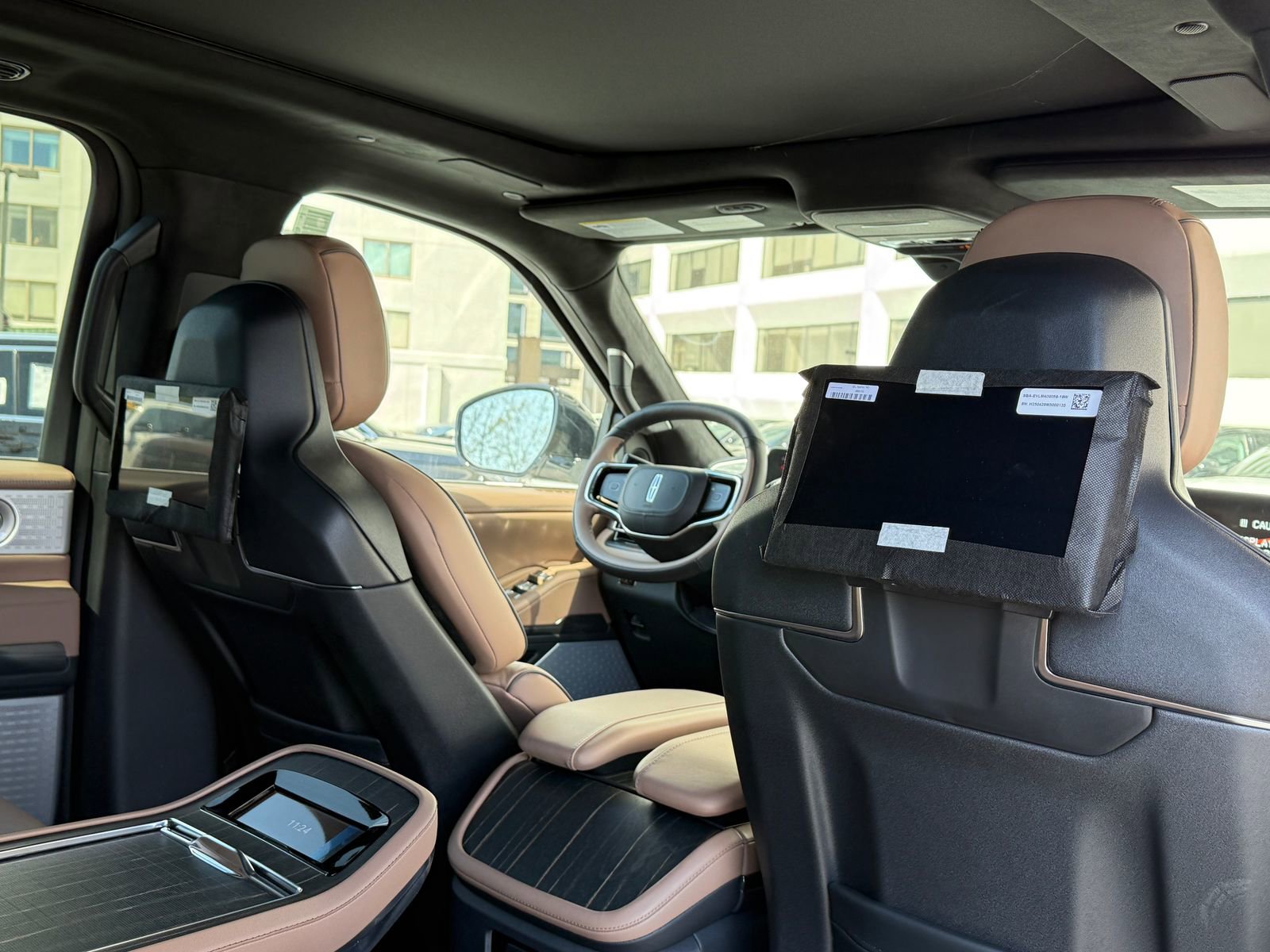 New 2026 Lincoln Navigator Black Label image 16