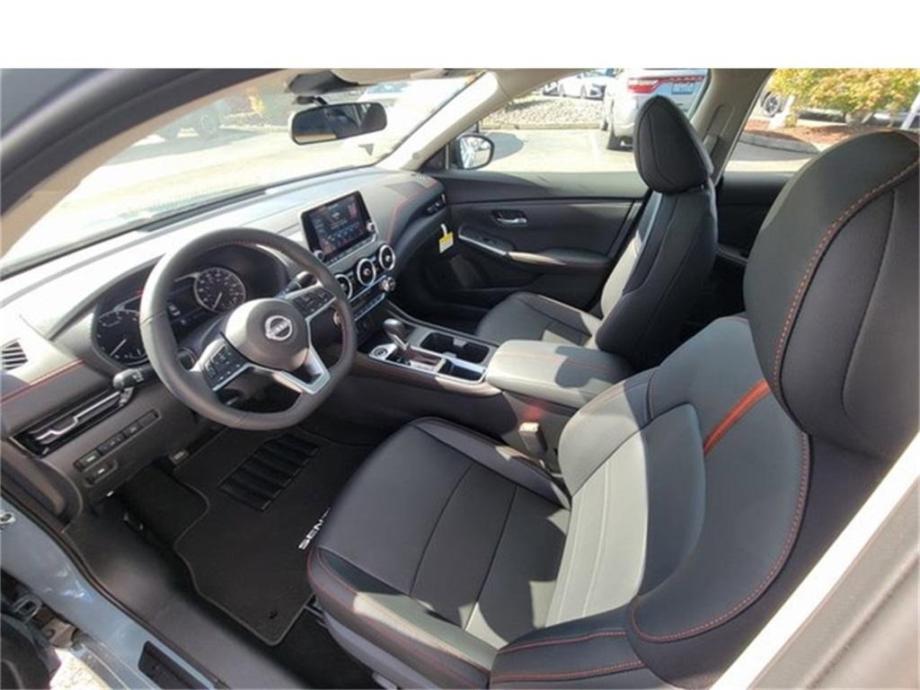 New 2025 Nissan Sentra SR w/ SR Premium Package image 18