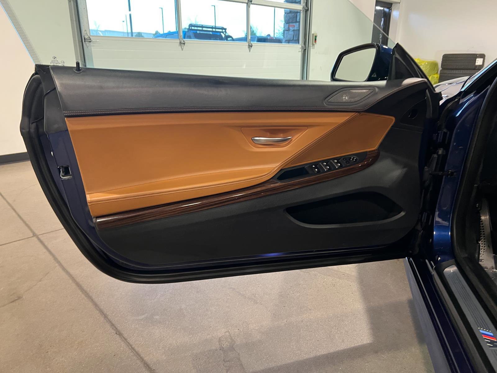 Used 2017 BMW 650i Convertible image 27