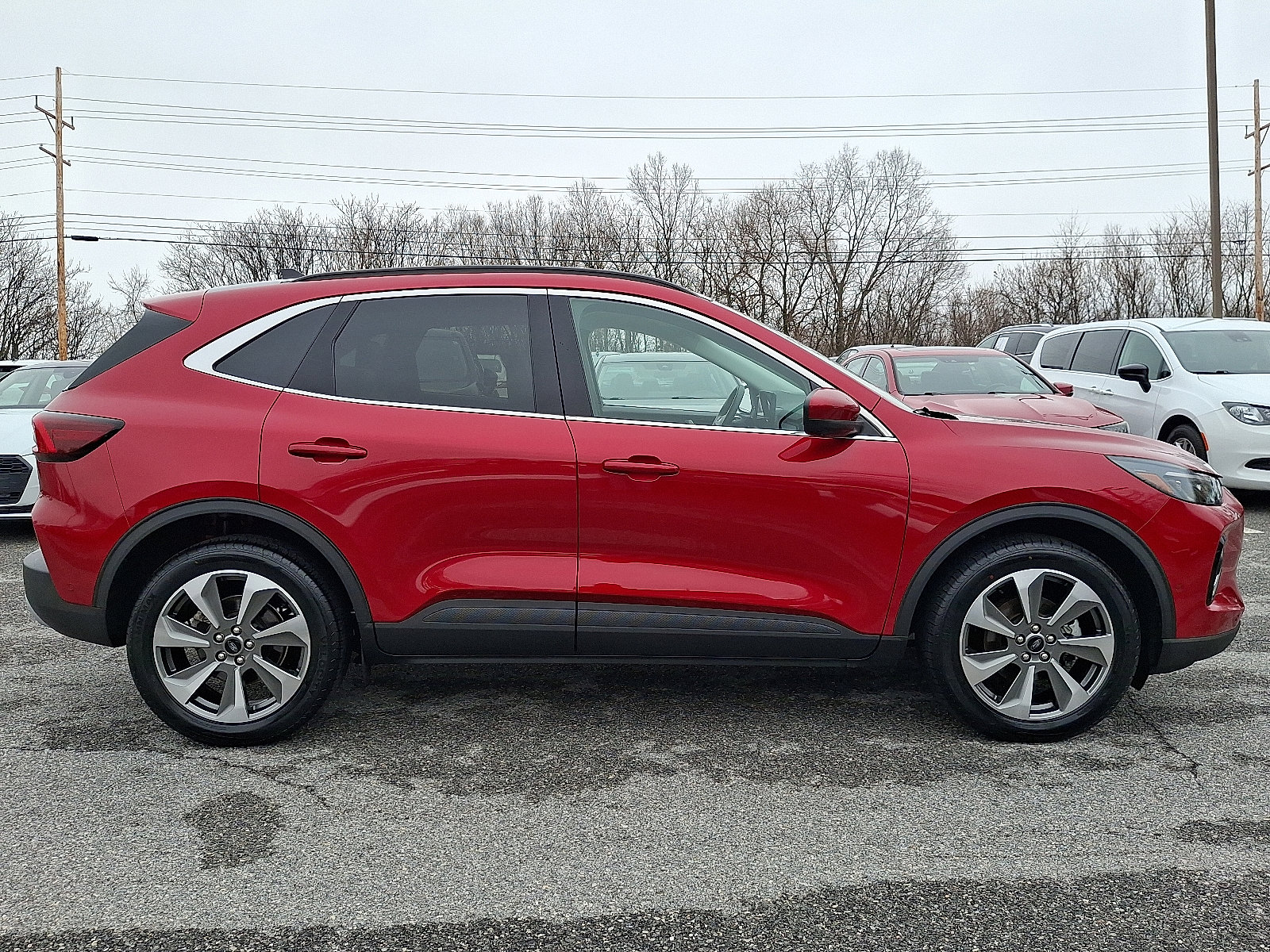 Used 2023 Ford Escape Platinum w/ Premium Technology Package image 7