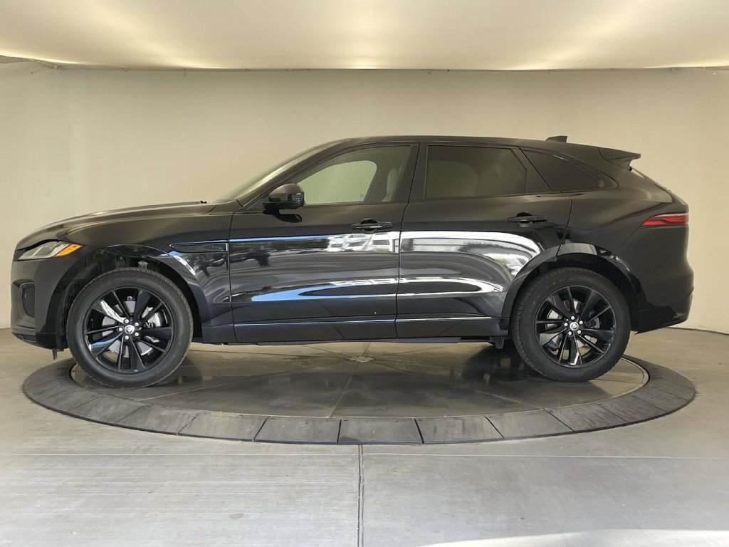 Used 2024 Jaguar F-PACE R-Dynamic S AWD/4WD image 2
