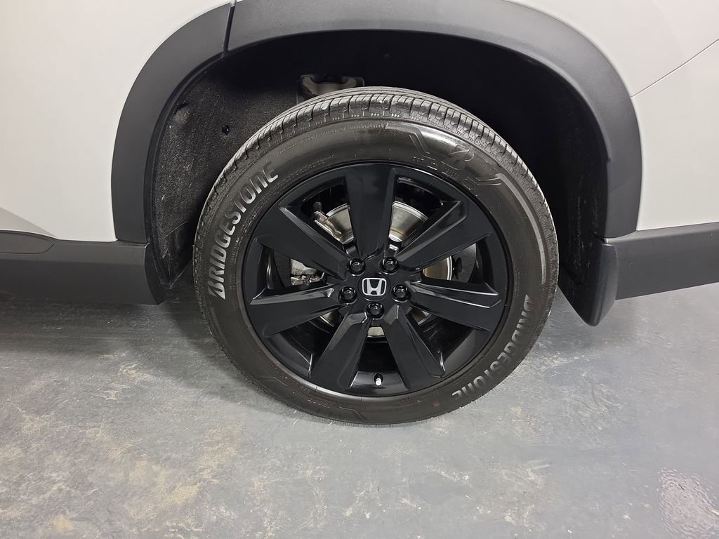 Used 2025 Honda Pilot Black Edition image 36