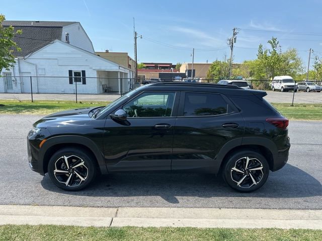 Used 2023 Chevrolet TrailBlazer RS w/ Convenience Package AWD/4WD image 28