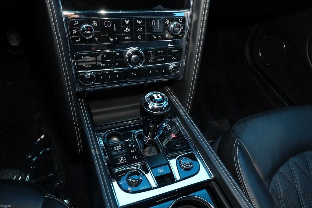 Used 2017 Bentley Mulsanne RWD image 32