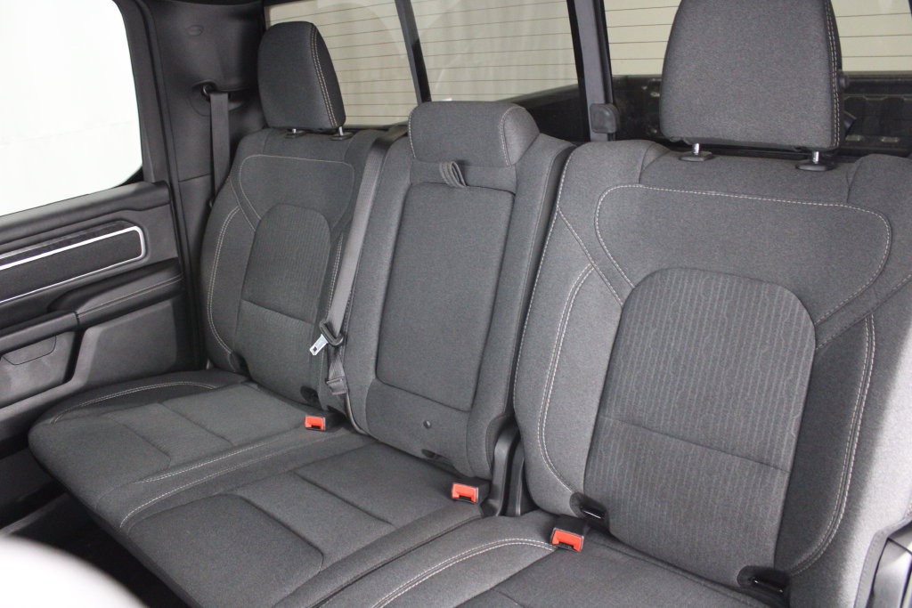 Used 2020 RAM 1500 Big Horn AWD/4WD image 17