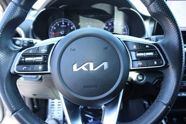 Used 2023 Kia Forte GT-Line w/ GT-Line Premium Package FWD image 18