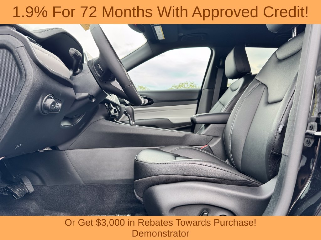 New 2026 Jeep Compass Limited w/ Sun, Sound & Navigation Group AWD/4WD image 17